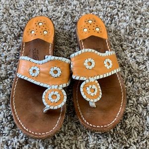 GREAT FOR GAME DAY! Orange Jack Rogers size 6 classic sandals